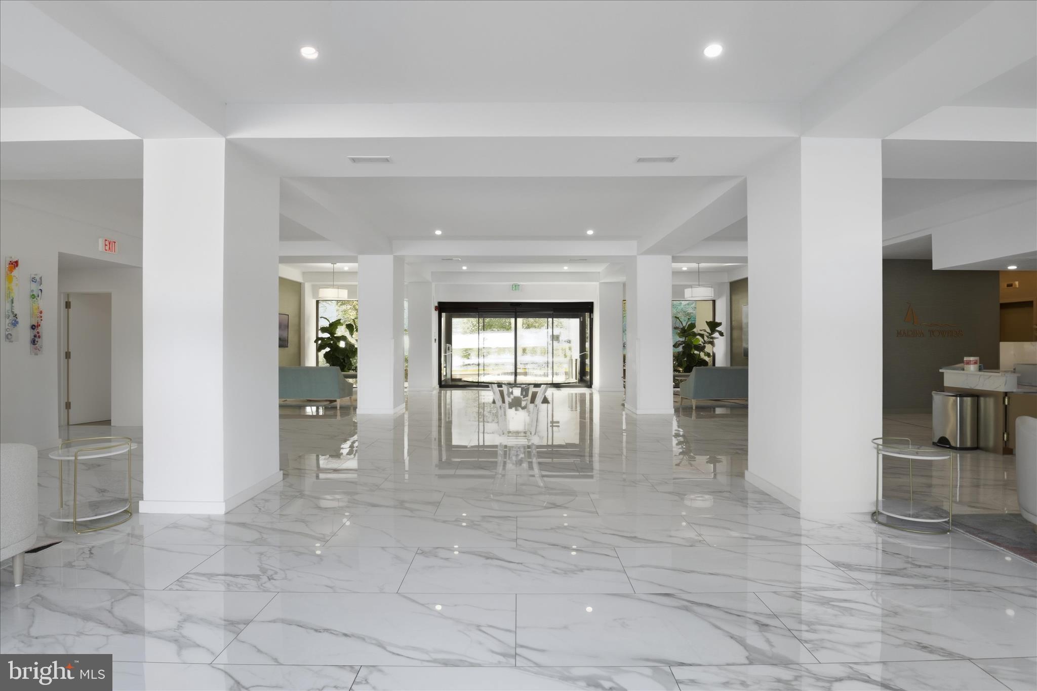 501 SLATERS LANE 102