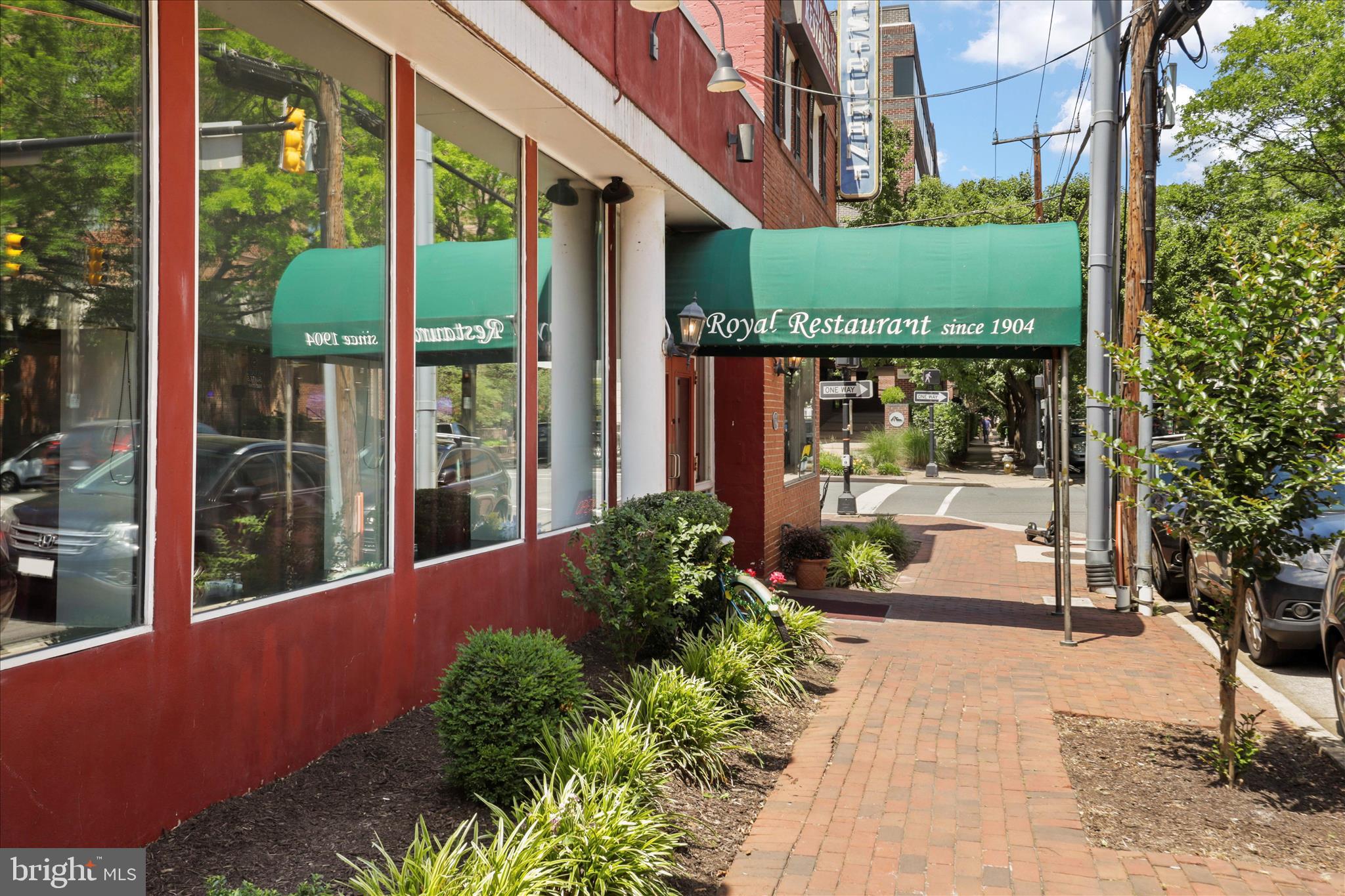 501 SLATERS LANE 102