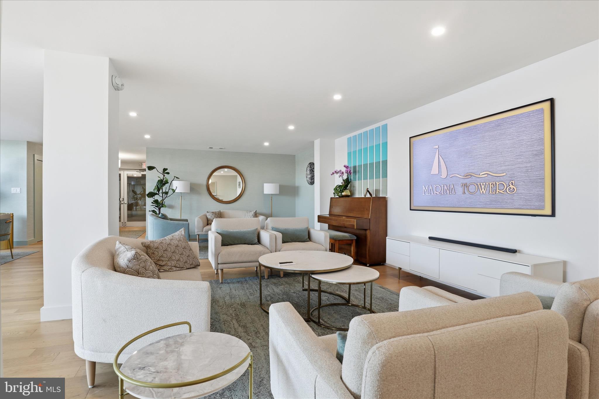 501 SLATERS LANE 102