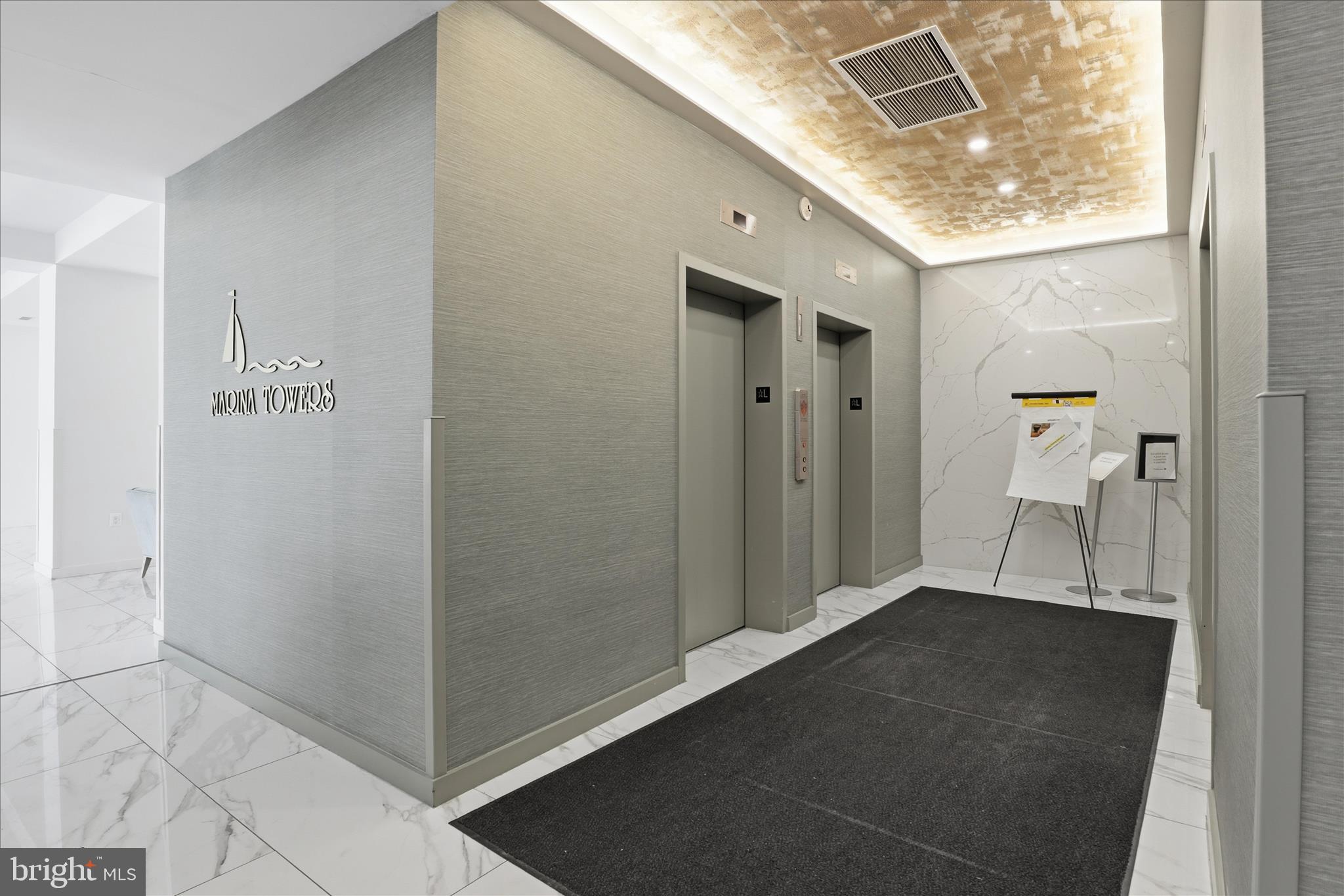 501 SLATERS LANE 102