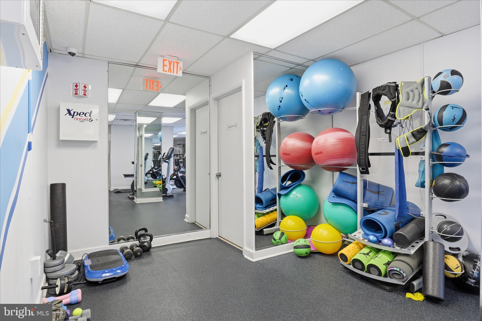 501 SLATERS LANE 102