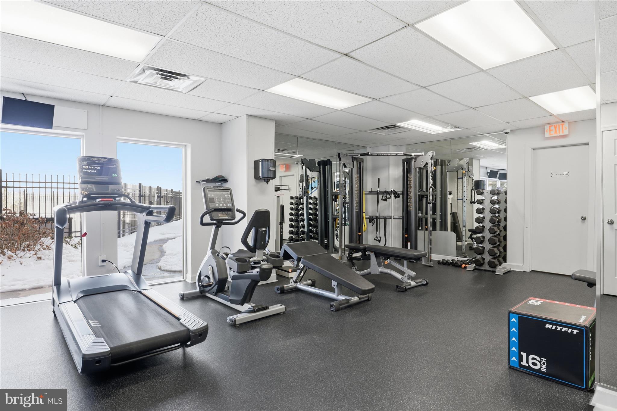 501 SLATERS LANE 102