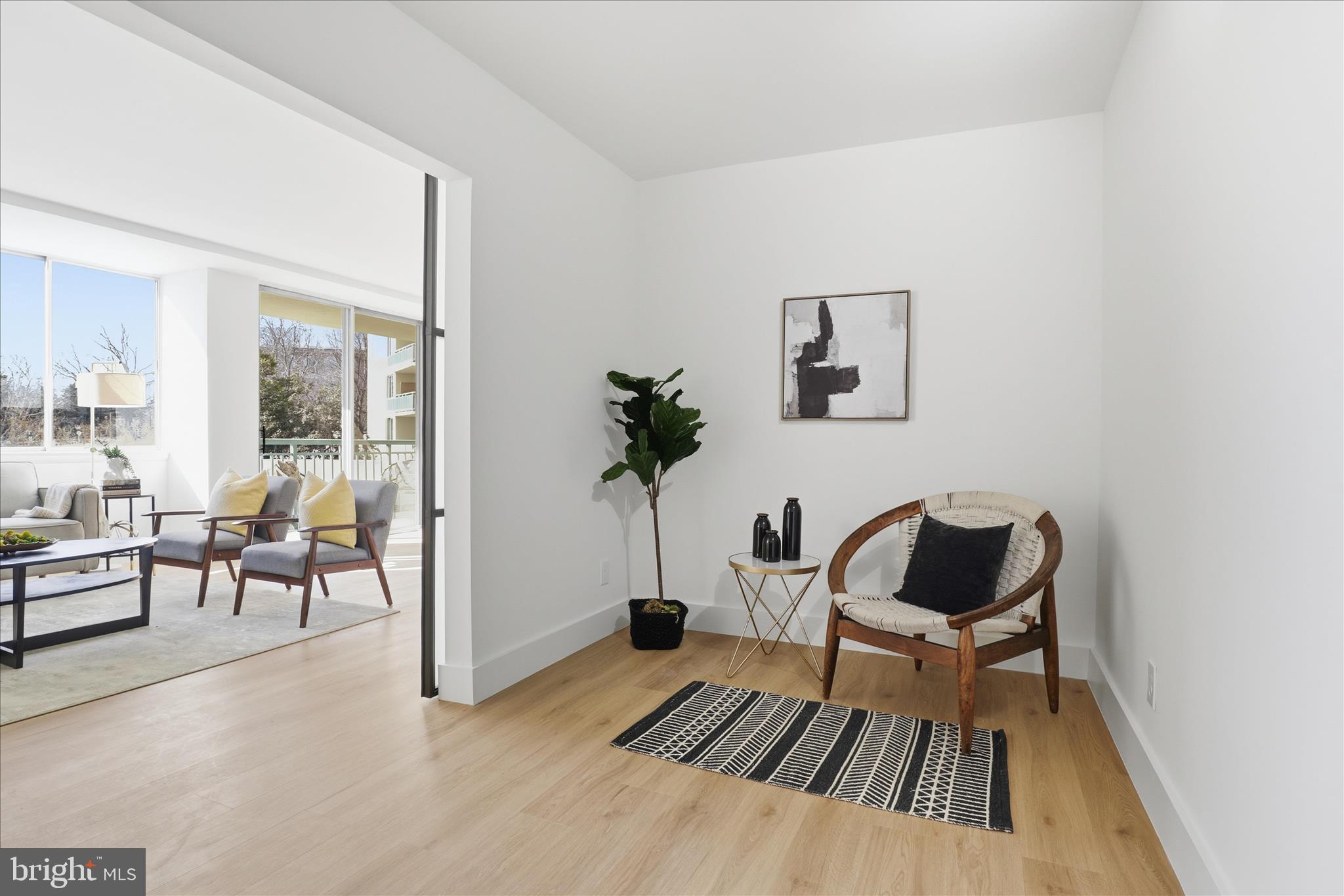 501 SLATERS LANE 102