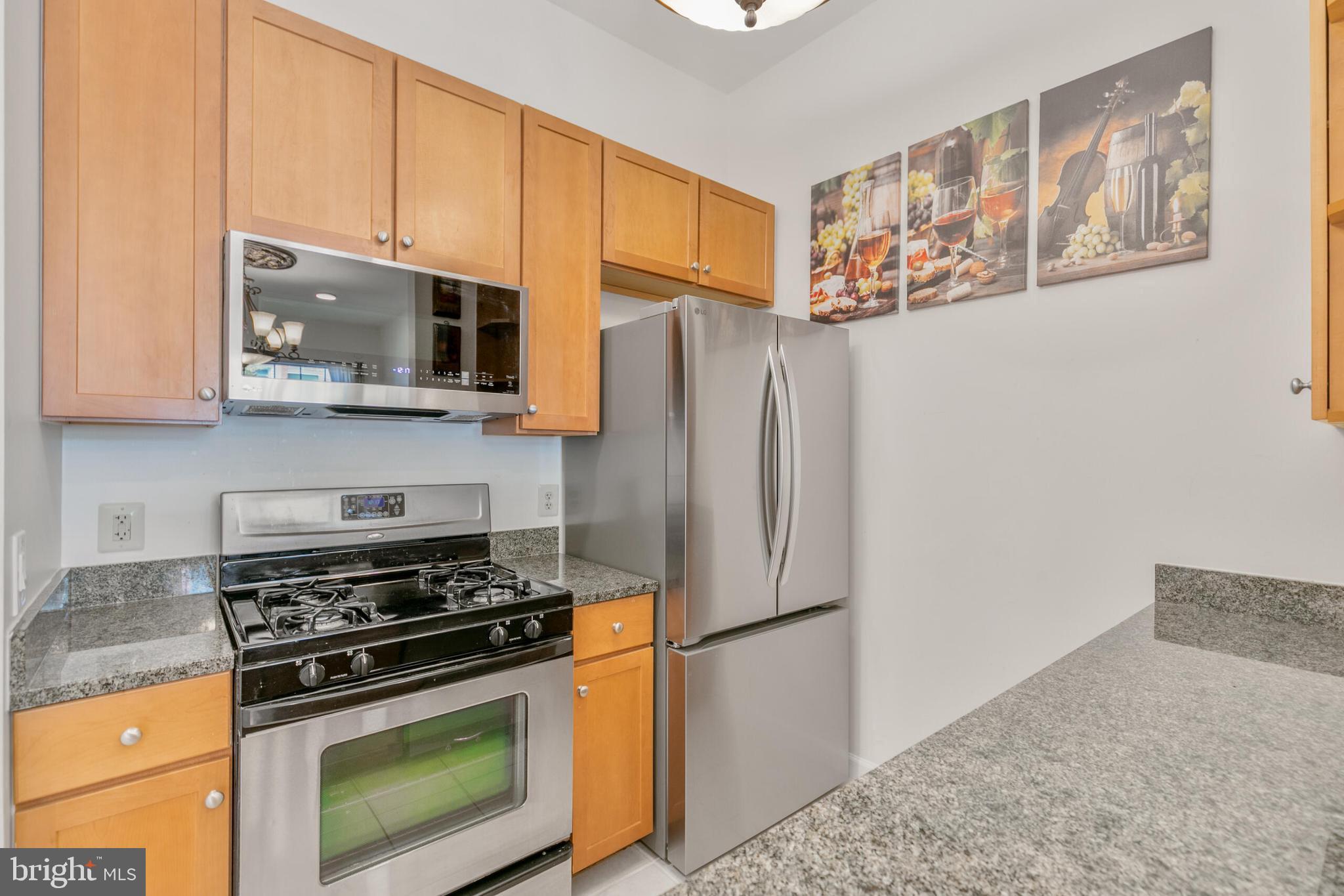 309 HOLLAND LANE 136