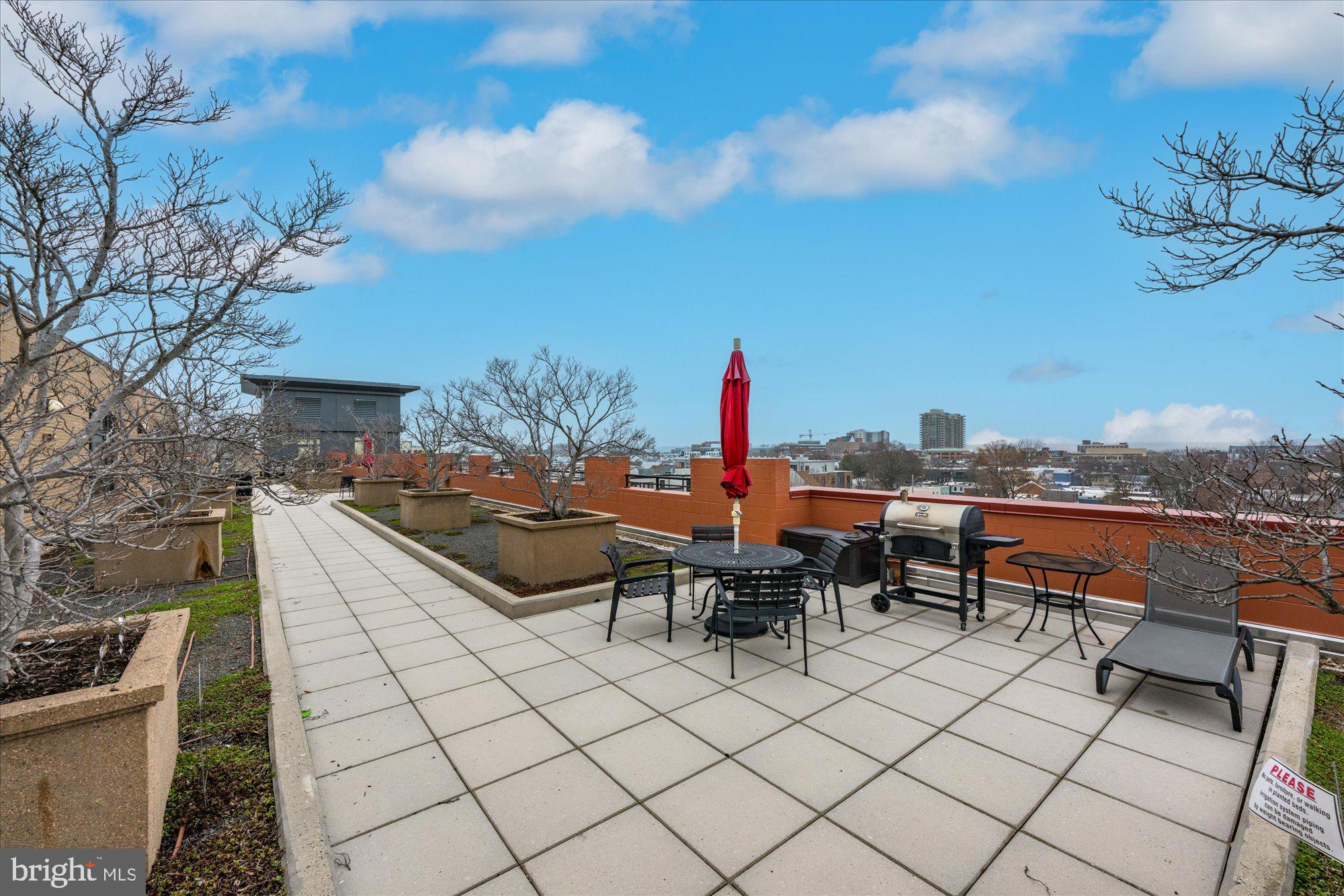 1111 ORONOCO STREET 532