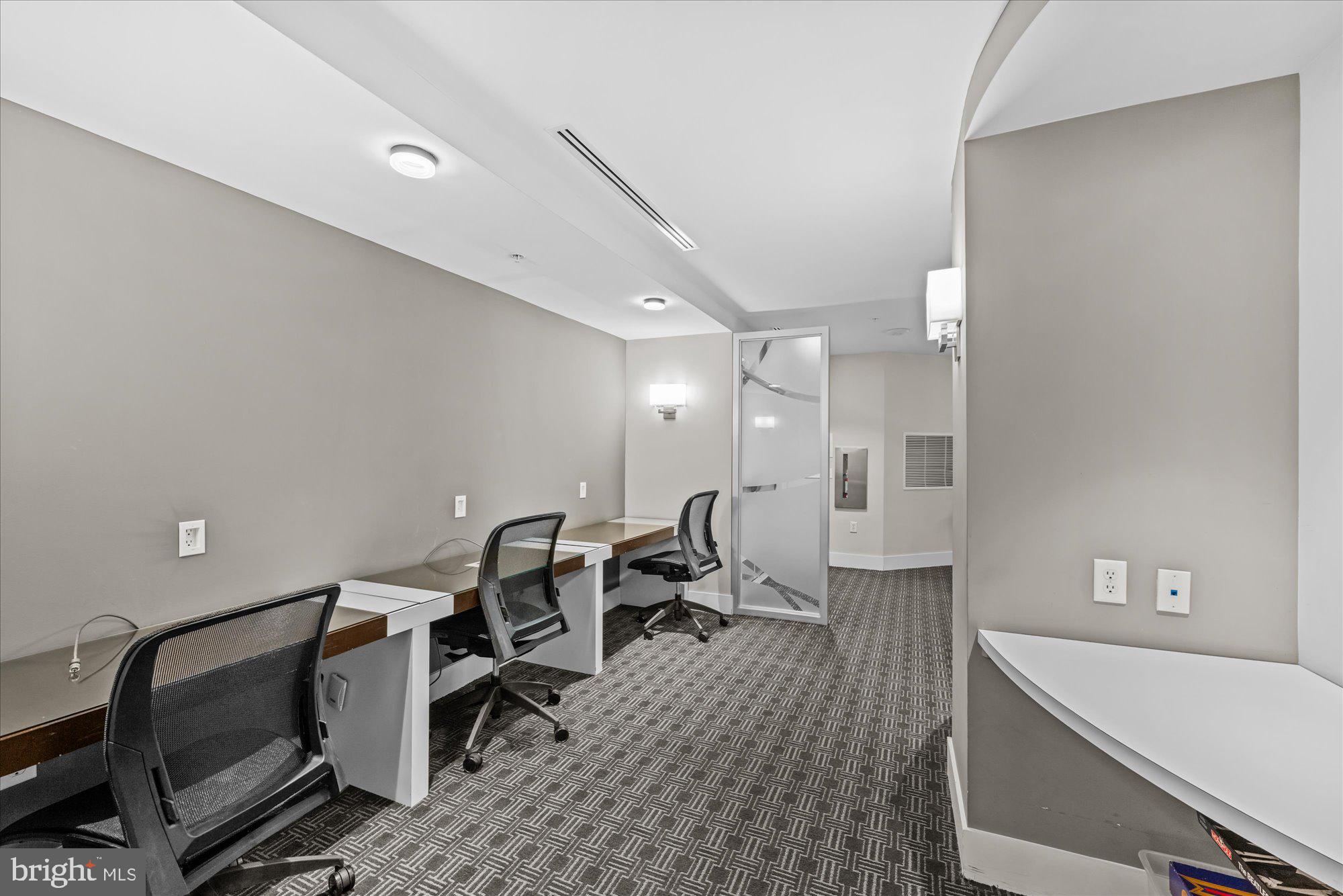 1111 ORONOCO STREET 532