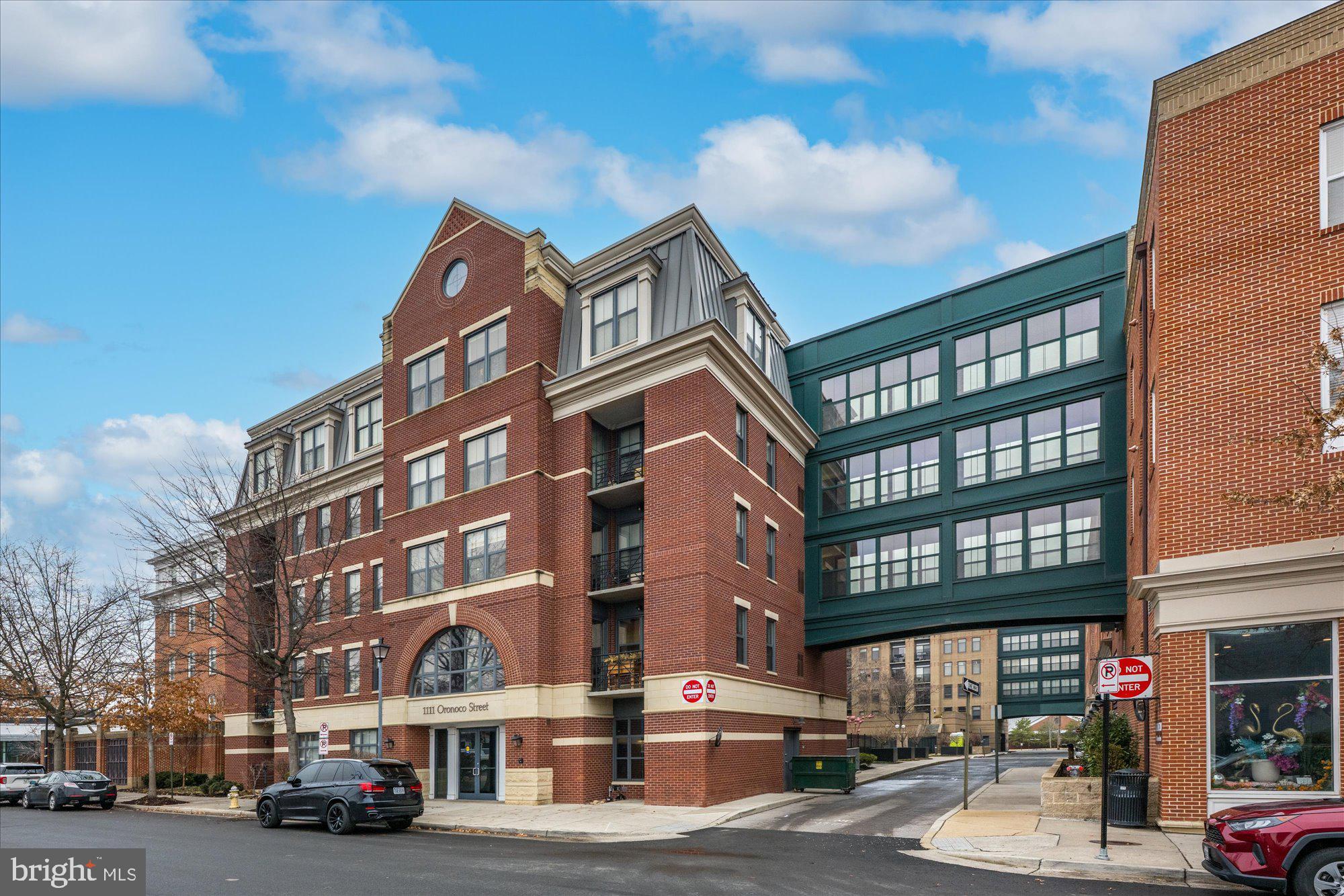 1111 ORONOCO STREET 532