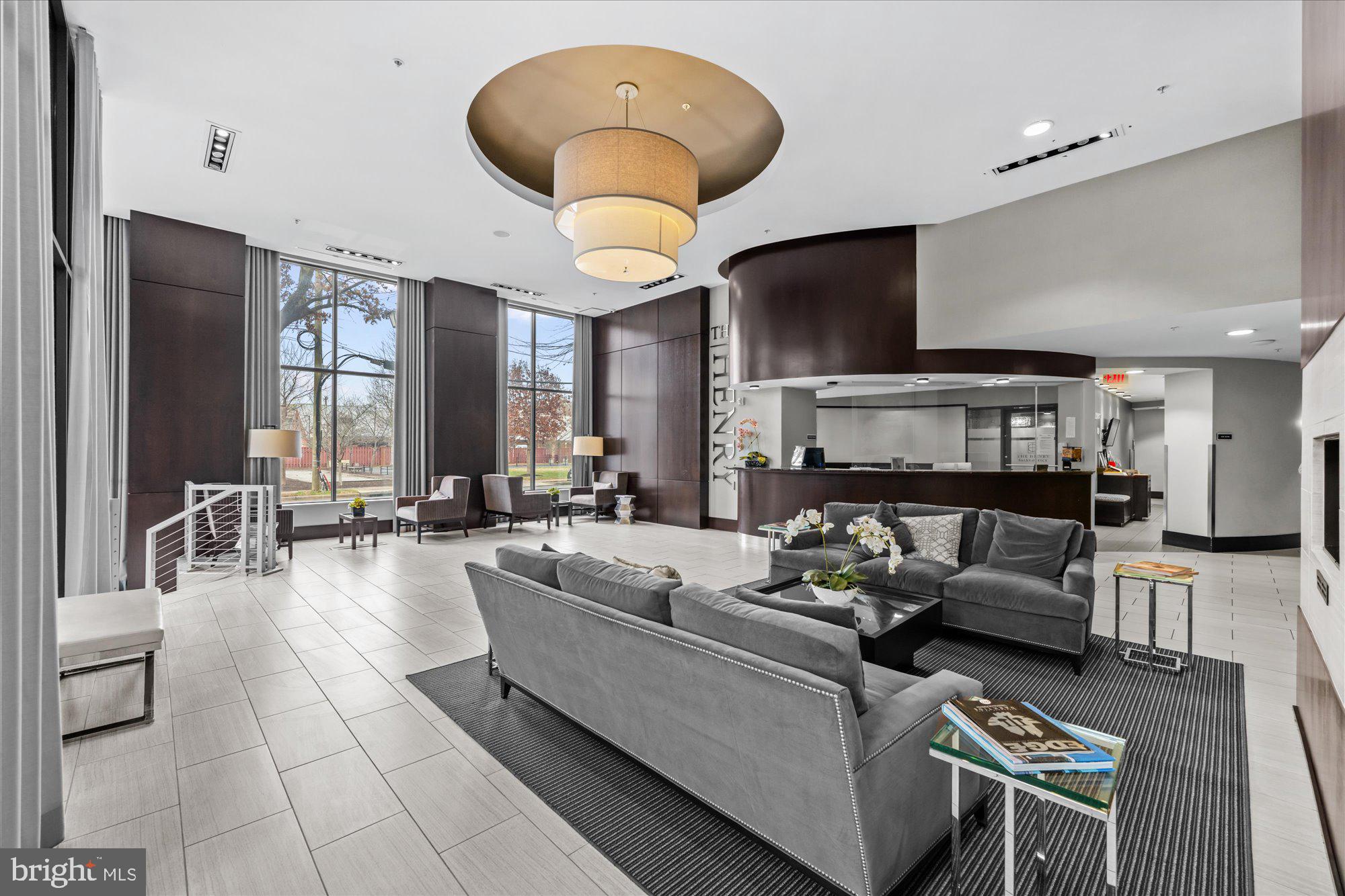 1111 ORONOCO STREET 532