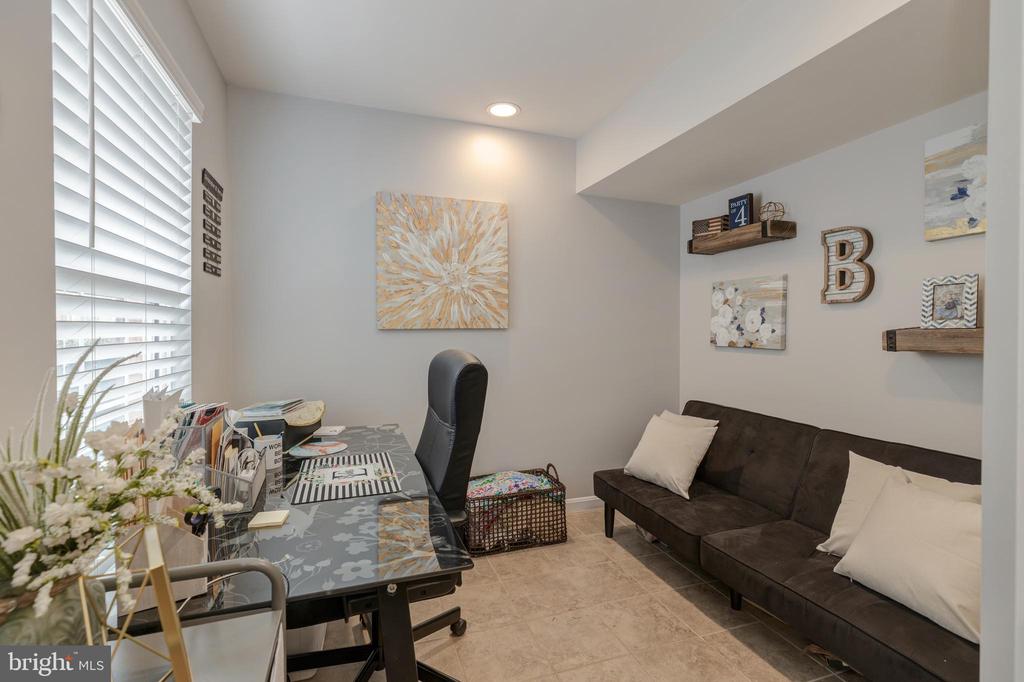 164 COMAY TERRACE