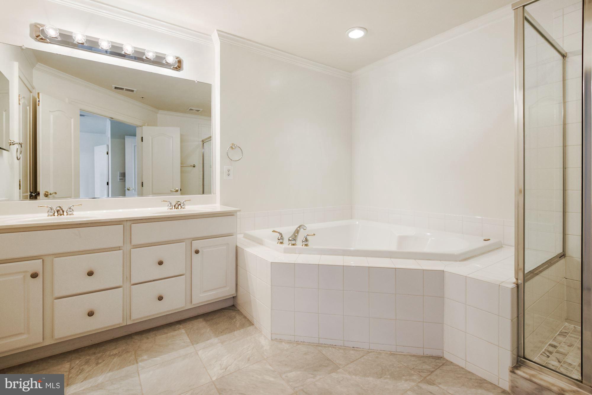 172 CAMERON STATION BOULEVARD