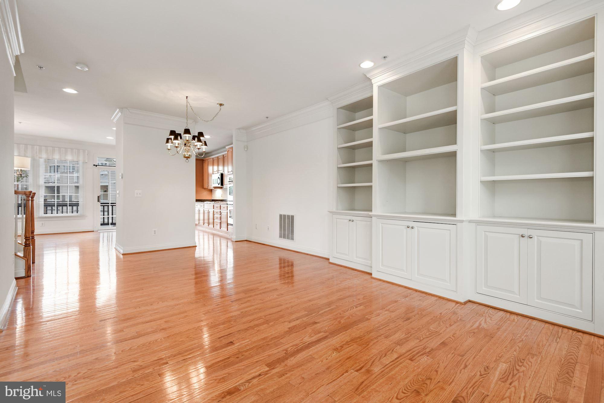 172 CAMERON STATION BOULEVARD