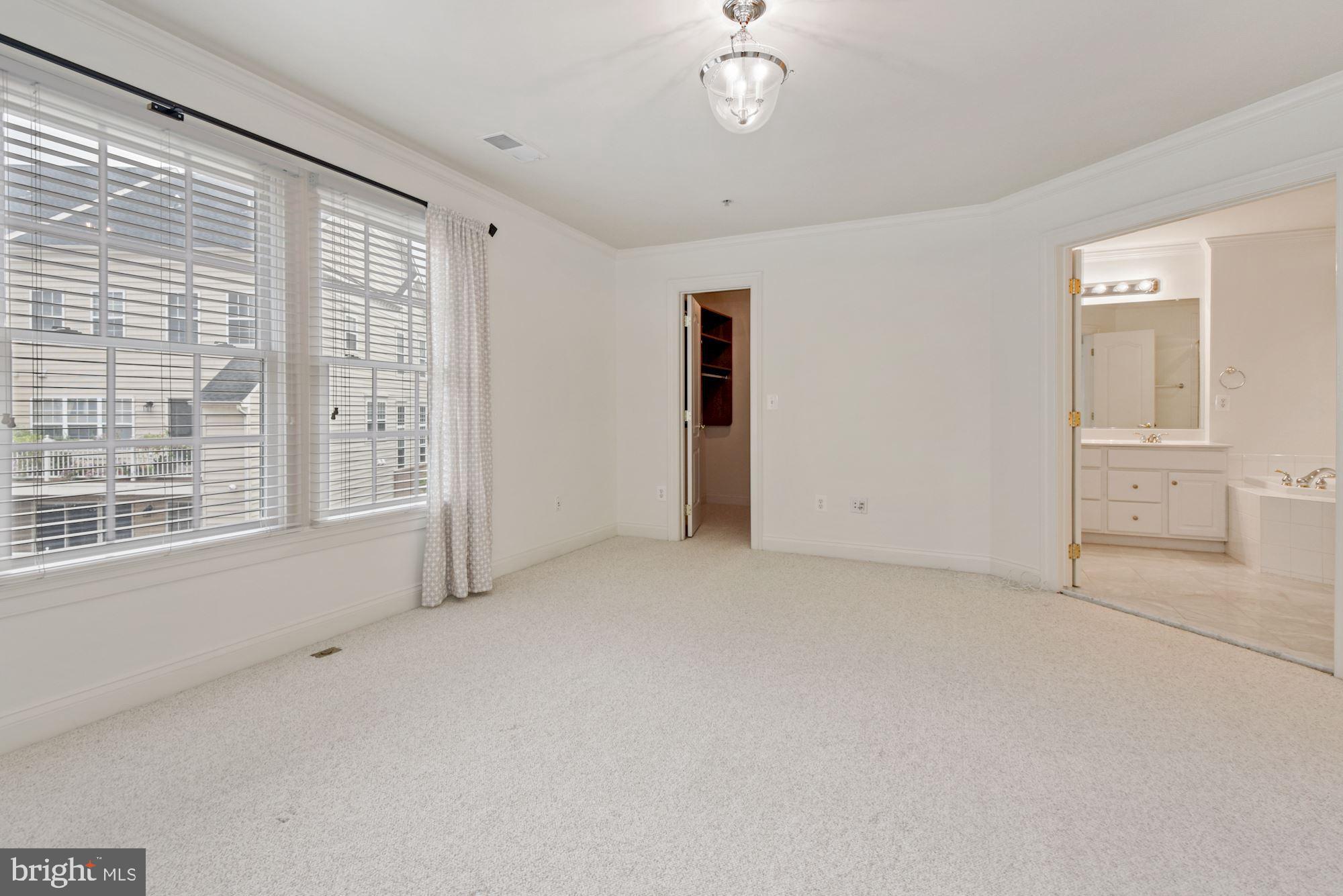 172 CAMERON STATION BOULEVARD