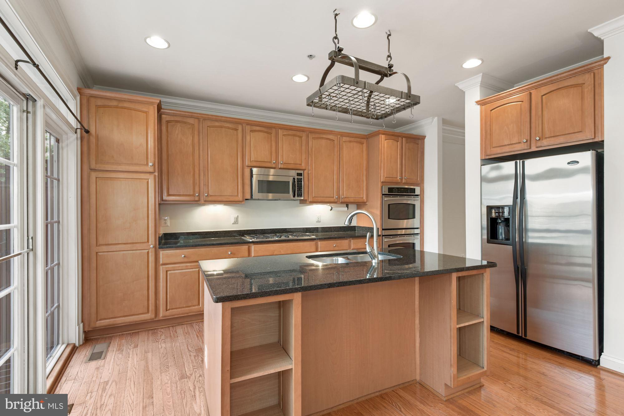 172 CAMERON STATION BOULEVARD