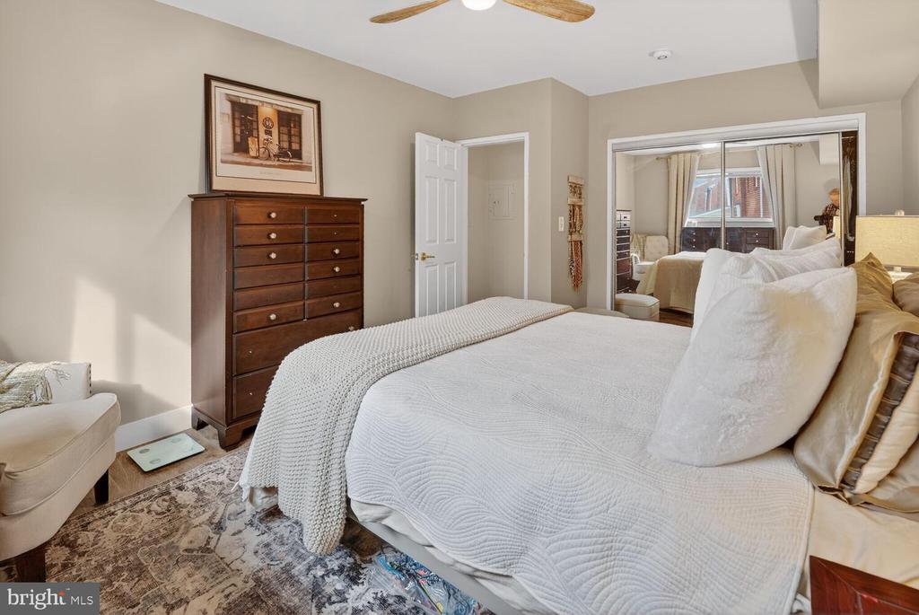 236 W TAYLOR RUN PARKWAY 4