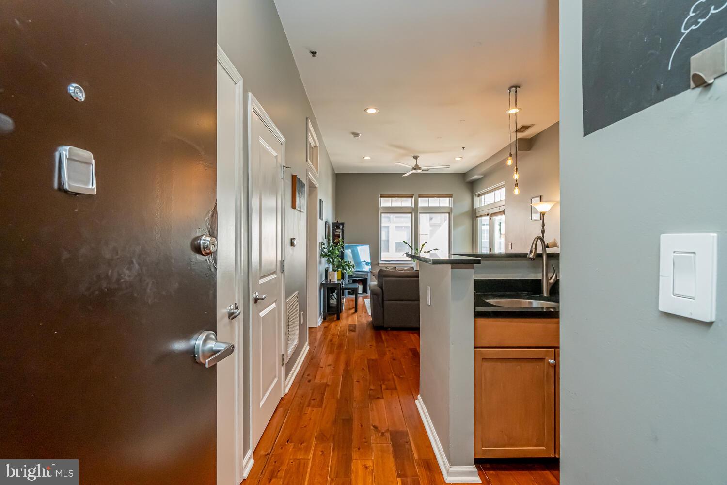 309 HOLLAND LANE 307