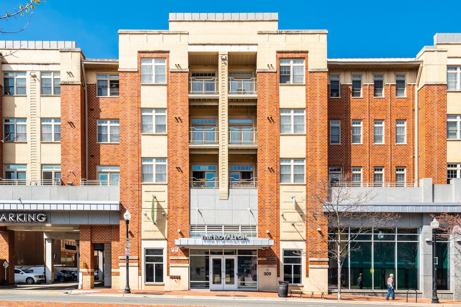 309 HOLLAND LANE 307