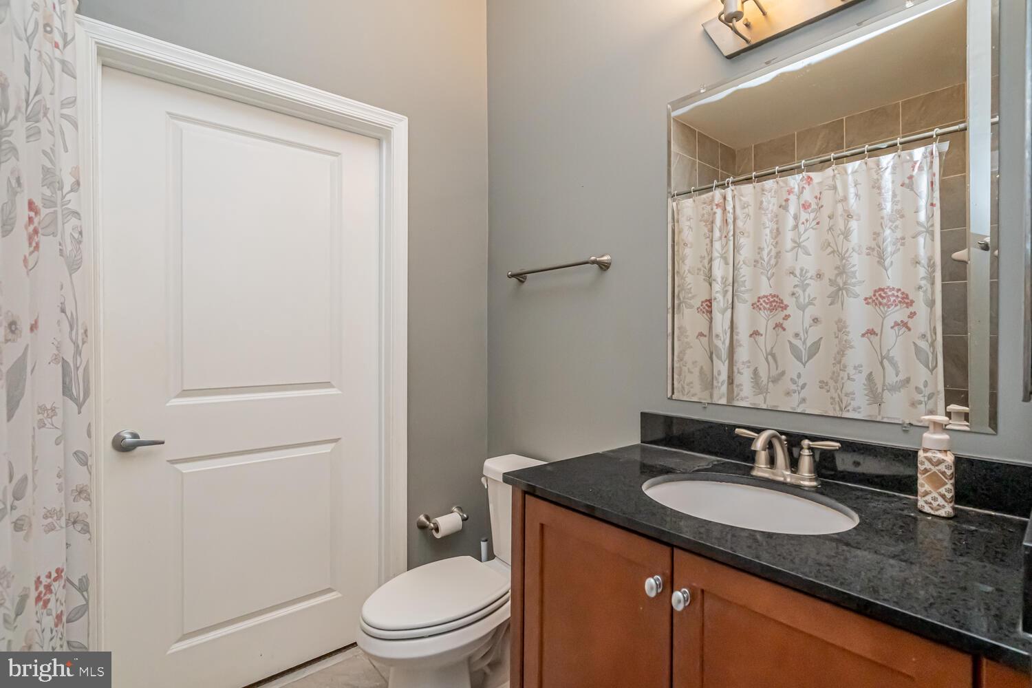 309 HOLLAND LANE 307