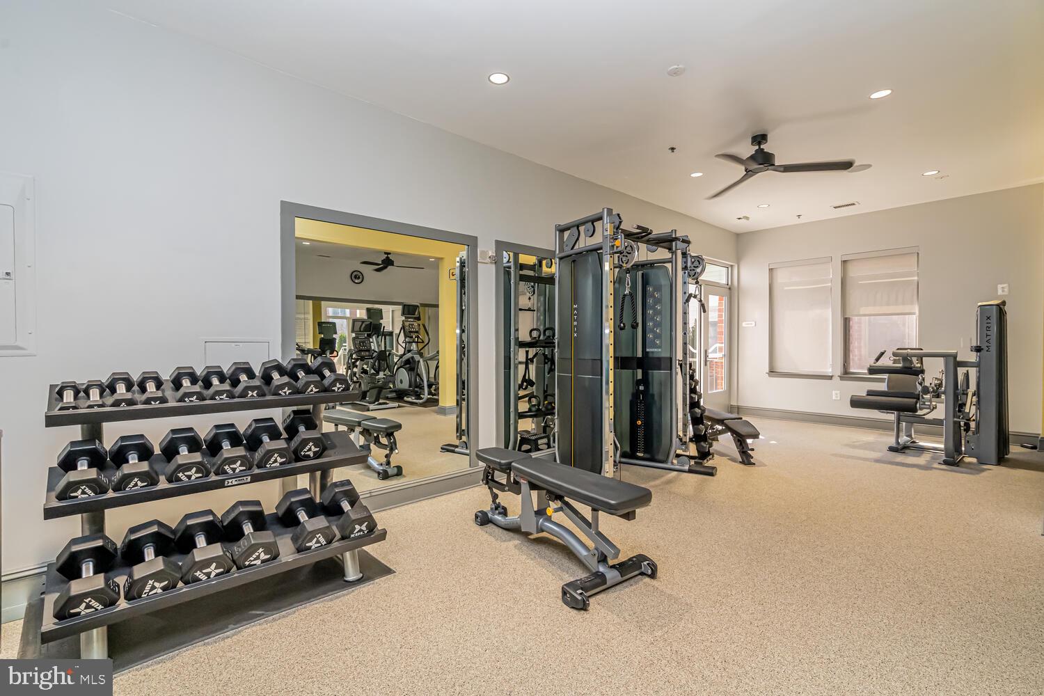 309 HOLLAND LANE 307