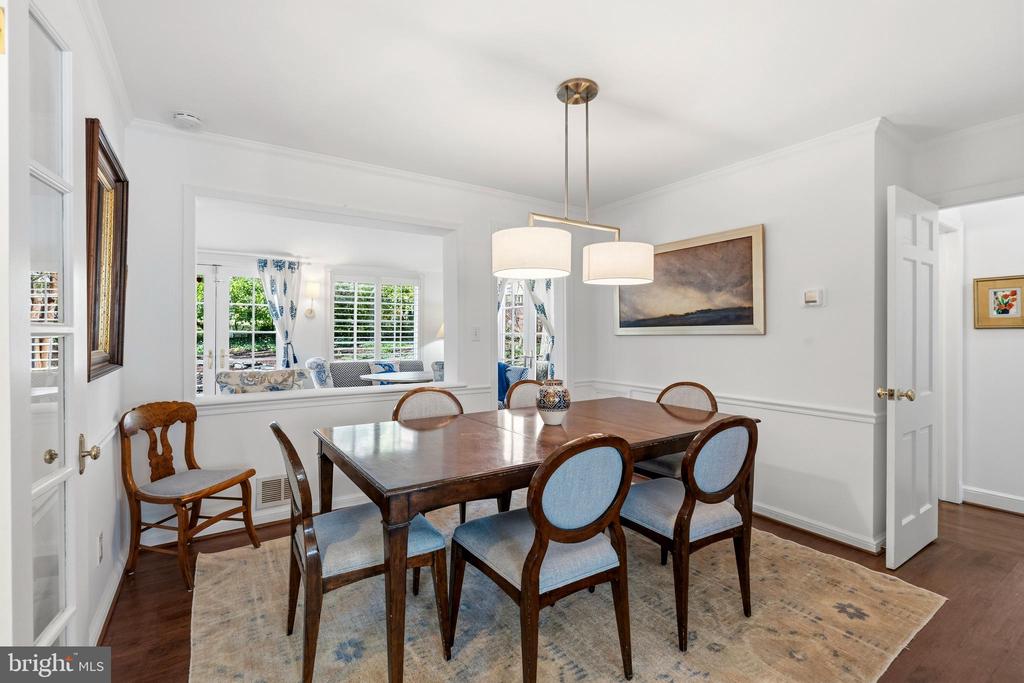 402 SKYHILL ROAD