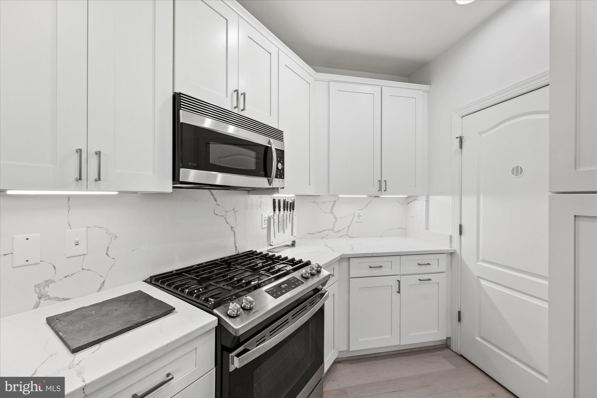 400 CAMERON STATION BOULEVARD 202