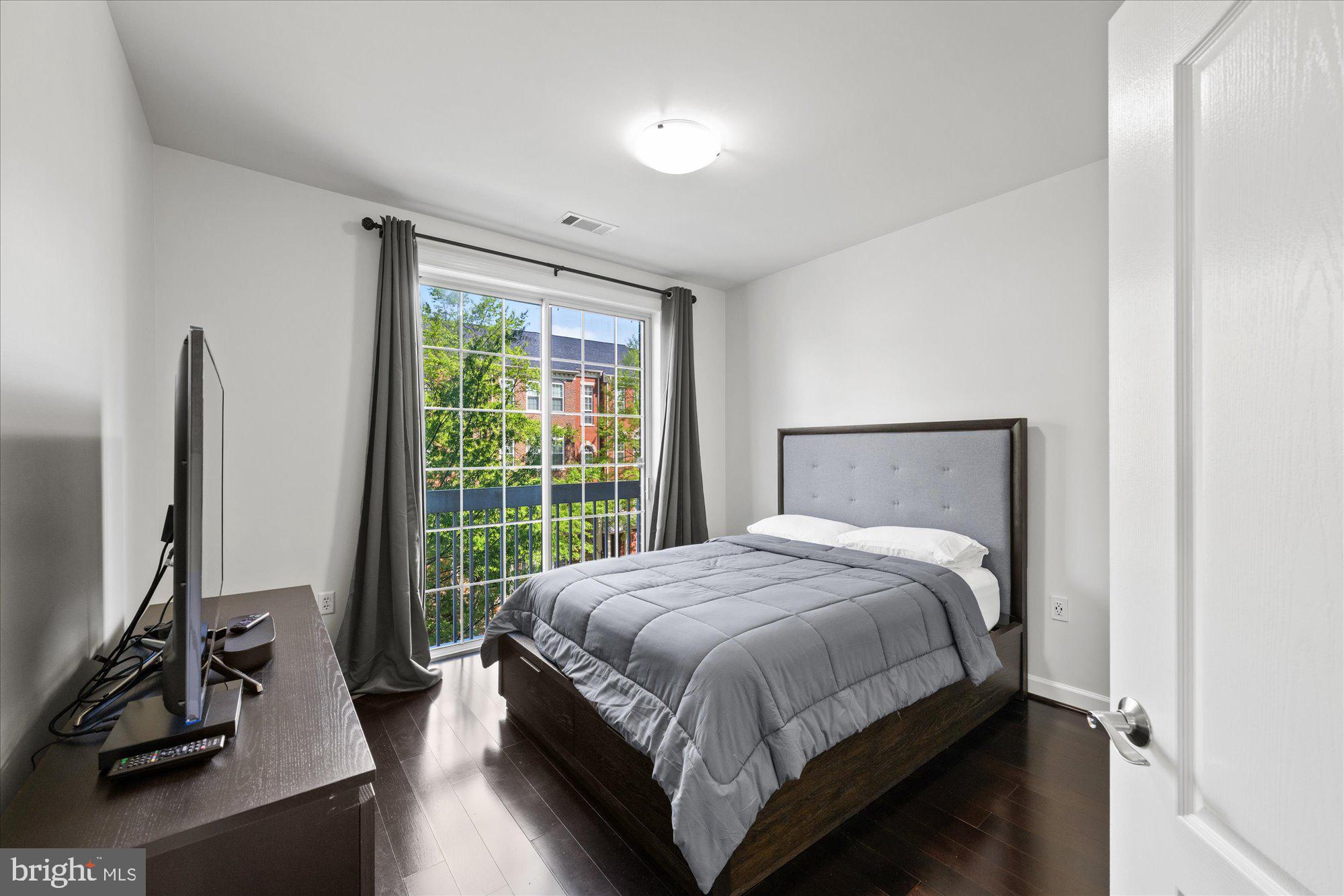 400 CAMERON STATION BOULEVARD 202