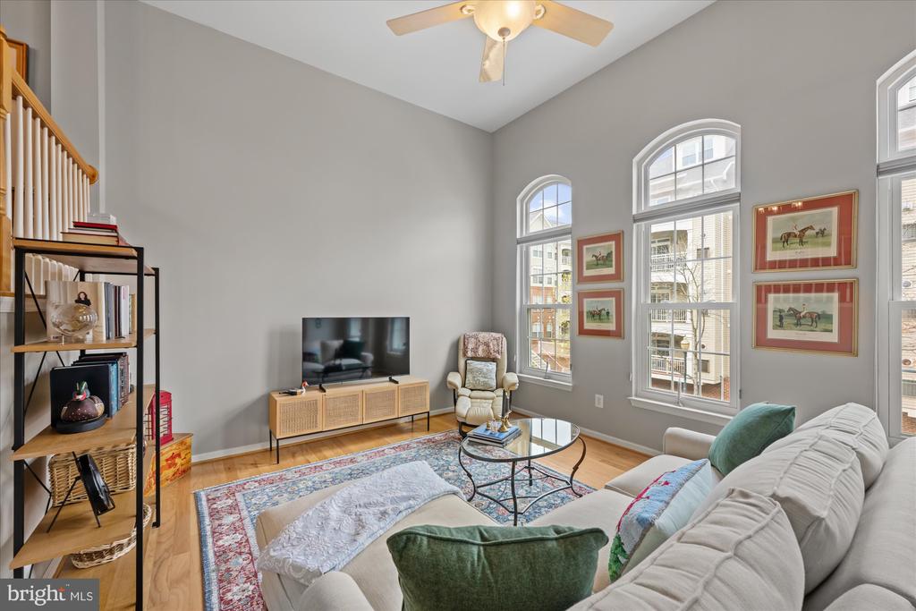 5115 DONOVAN DRIVE