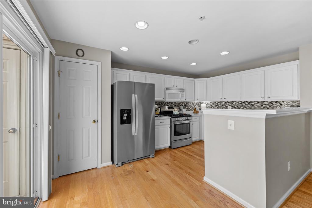 5115 DONOVAN DRIVE