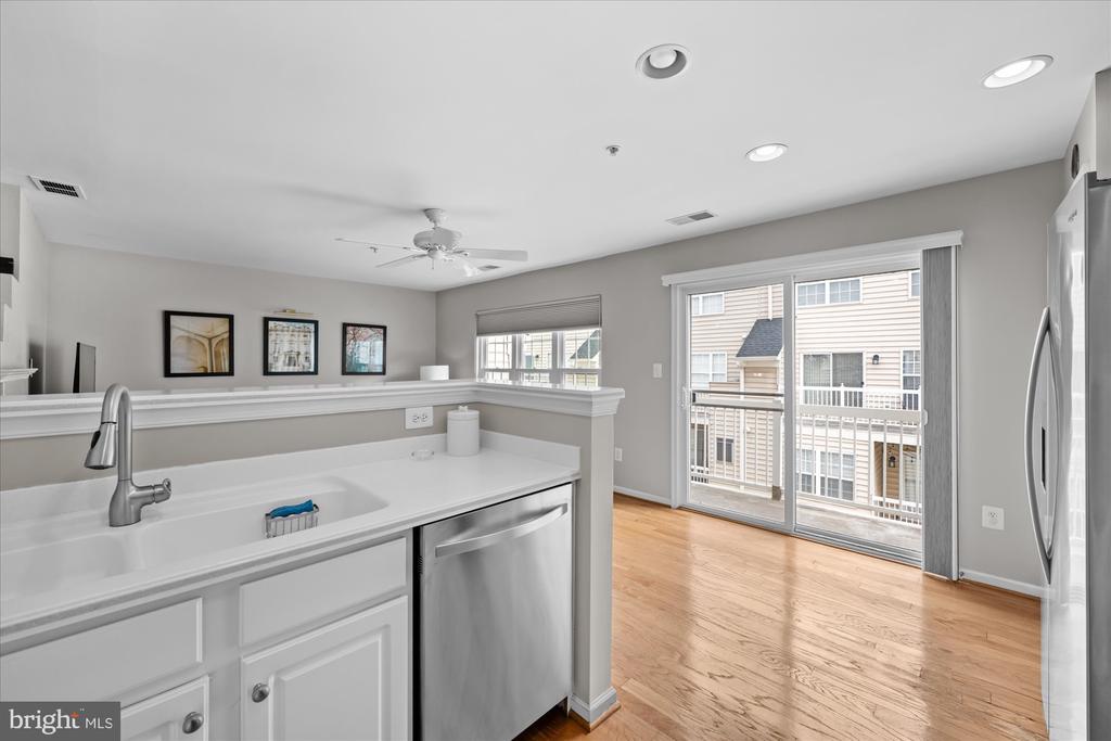 5115 DONOVAN DRIVE