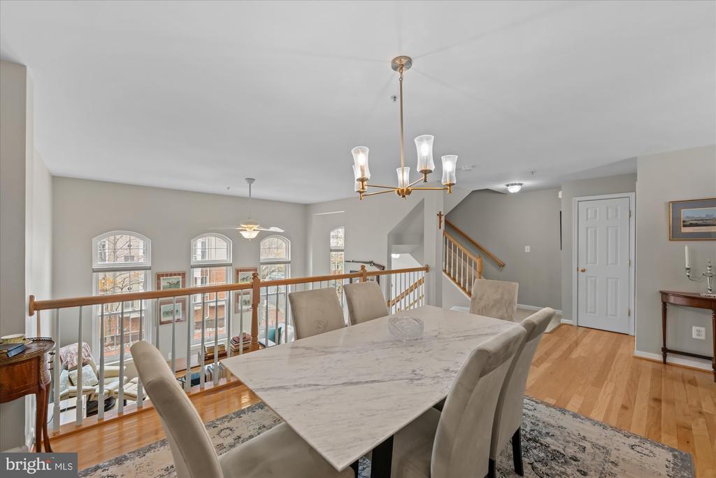 5115 DONOVAN DRIVE