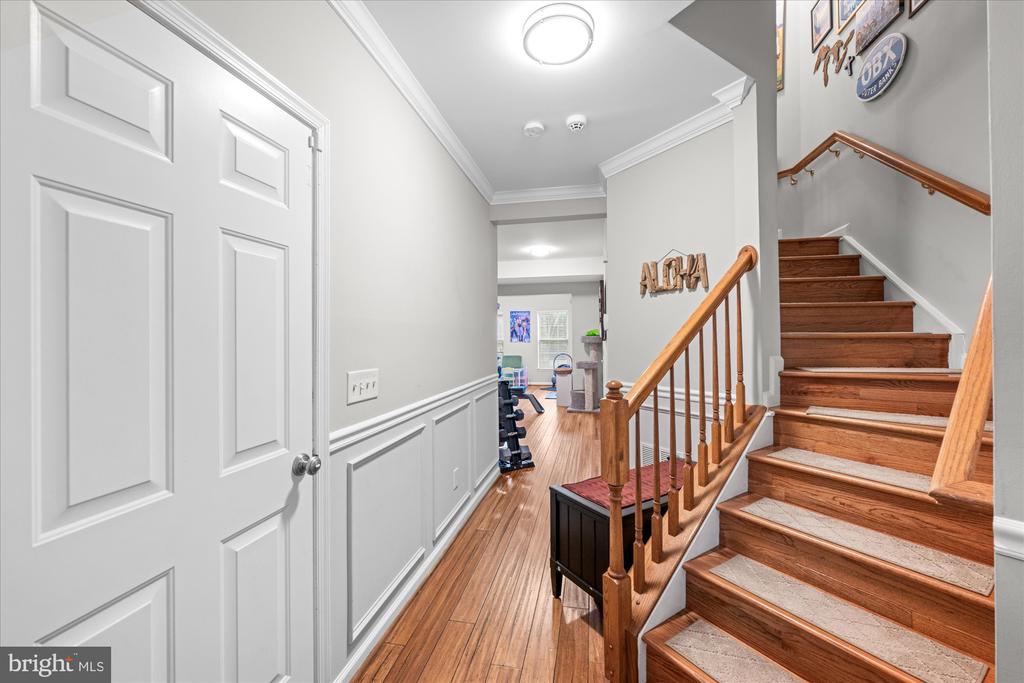 5076 GRIMM DRIVE