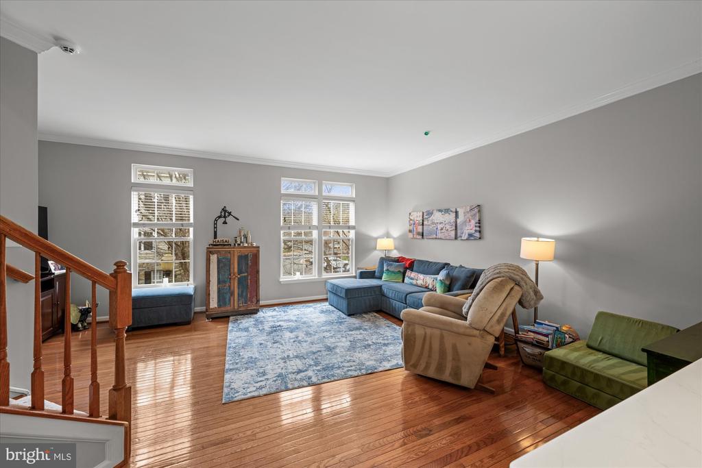 5076 GRIMM DRIVE