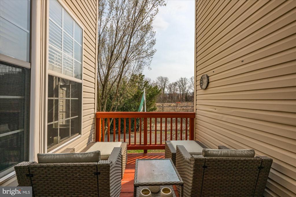 5076 GRIMM DRIVE