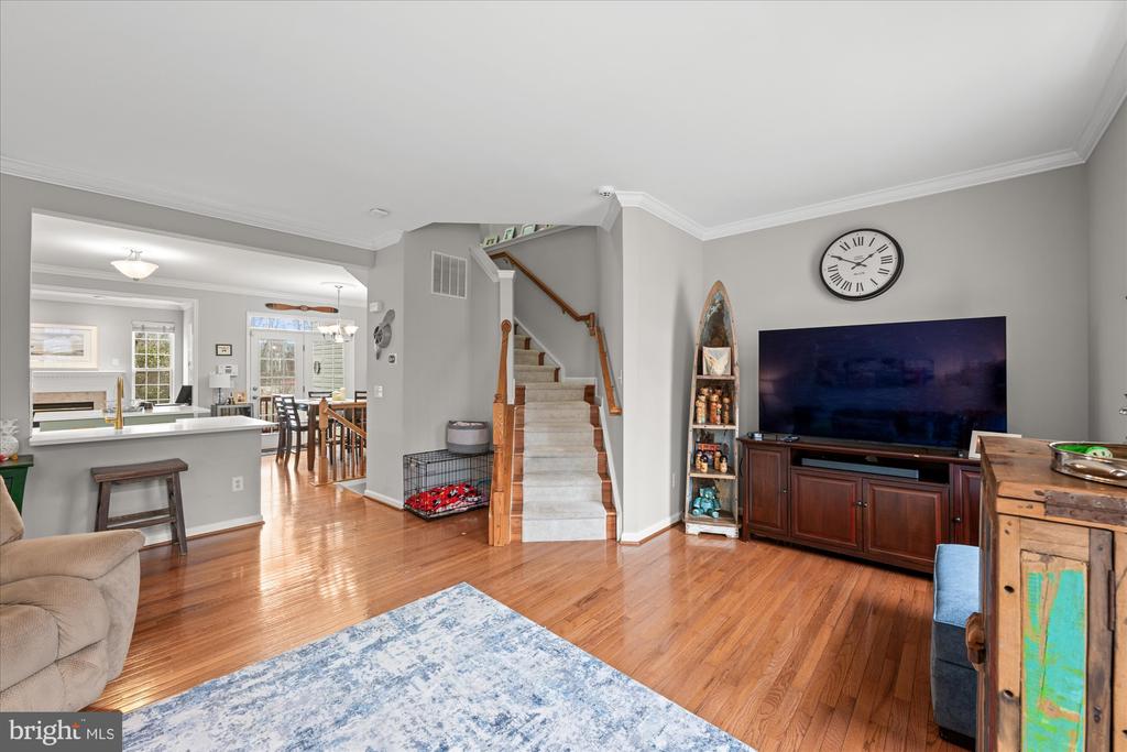 5076 GRIMM DRIVE