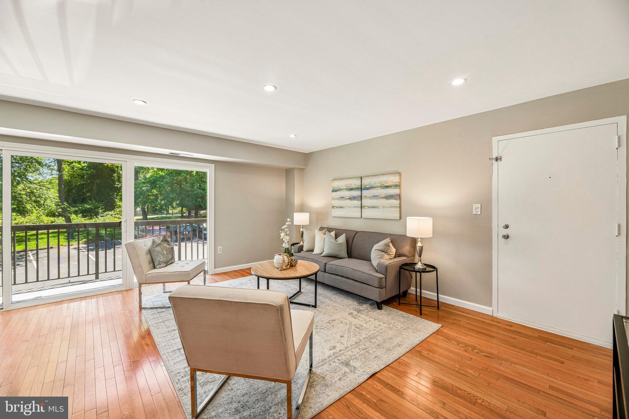 3220 S 28TH STREET 304