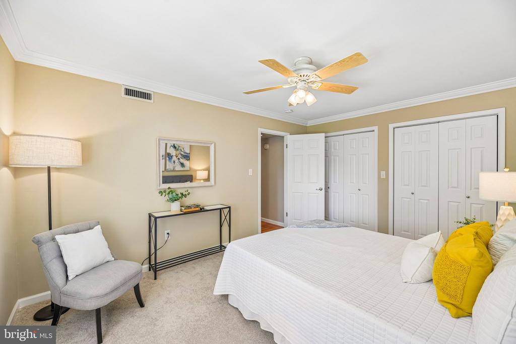 3220 S 28TH STREET 304