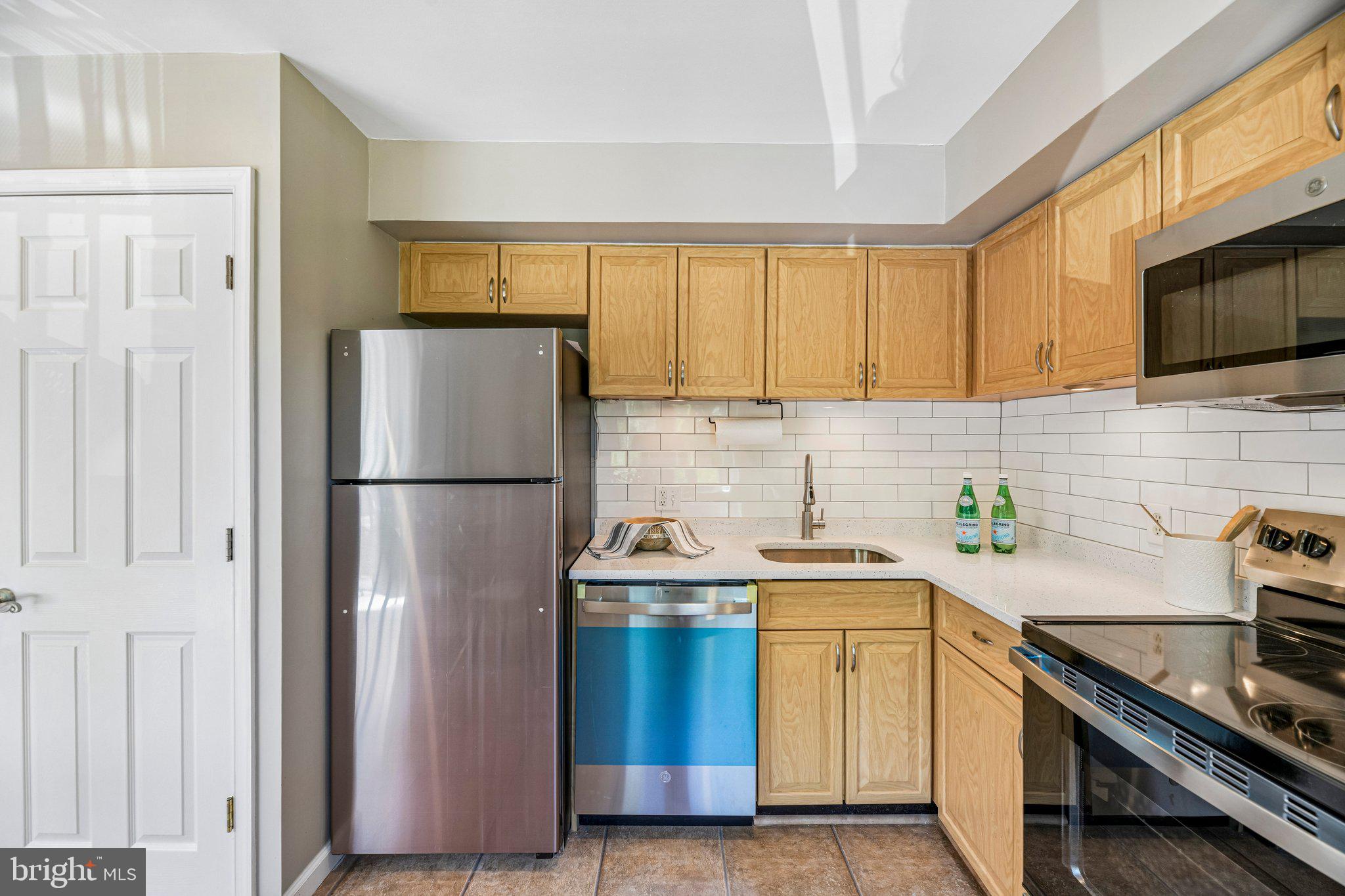 3220 S 28TH STREET 304