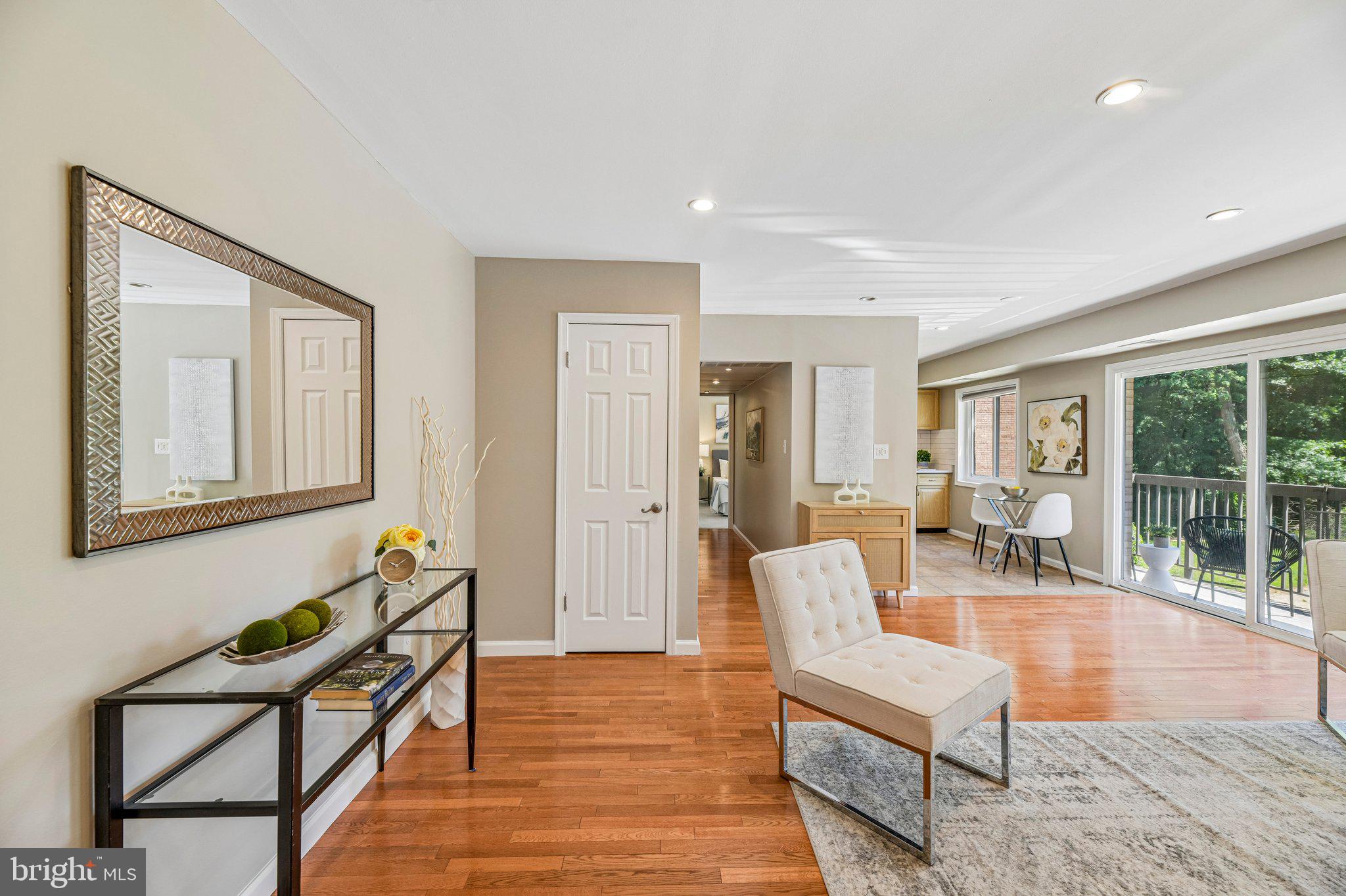 3220 S 28TH STREET 304