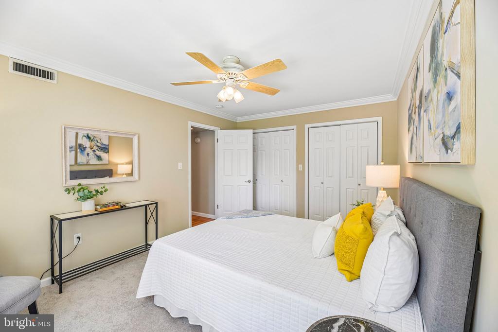 3220 S 28TH STREET 304