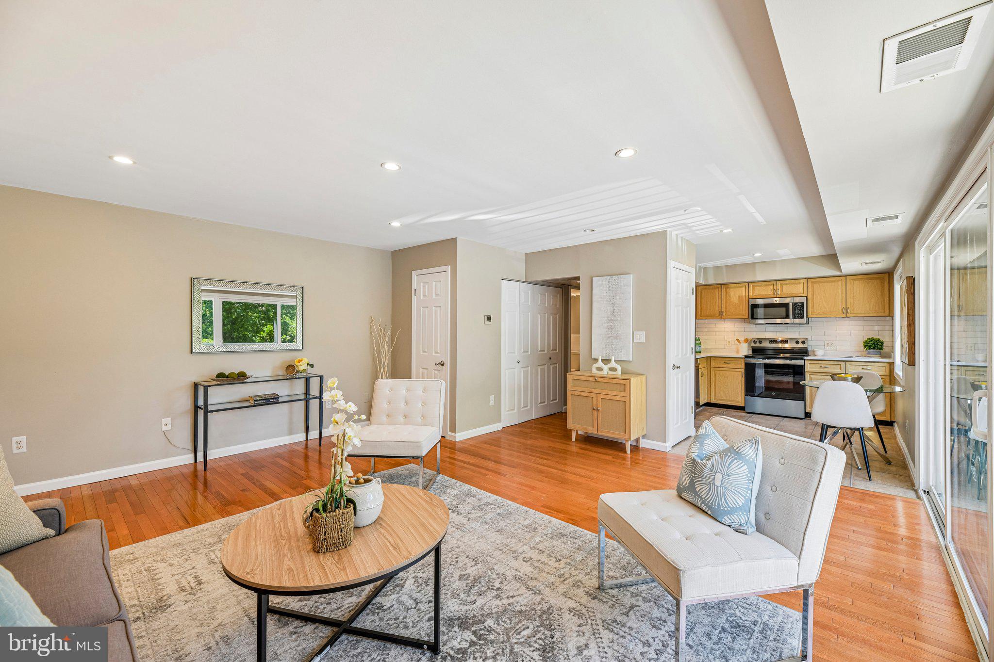 3220 S 28TH STREET 304