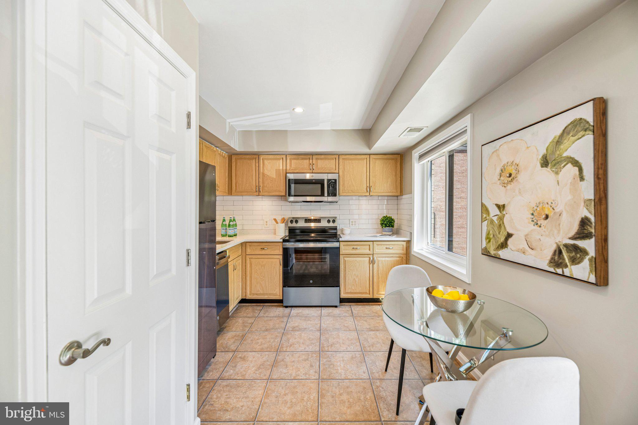 3220 S 28TH STREET 304