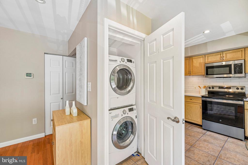 3220 S 28TH STREET 304