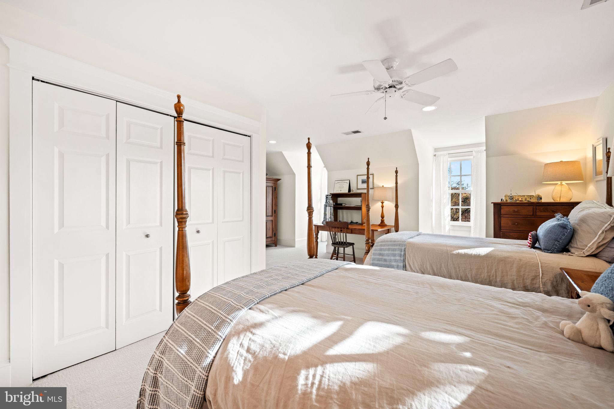 1301 KINGSTON AVENUE