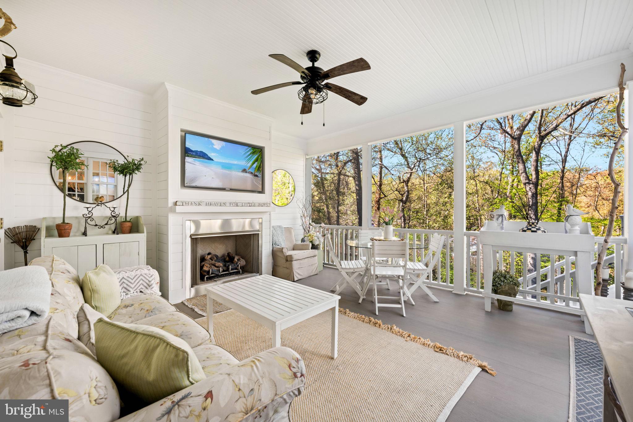 1301 KINGSTON AVENUE