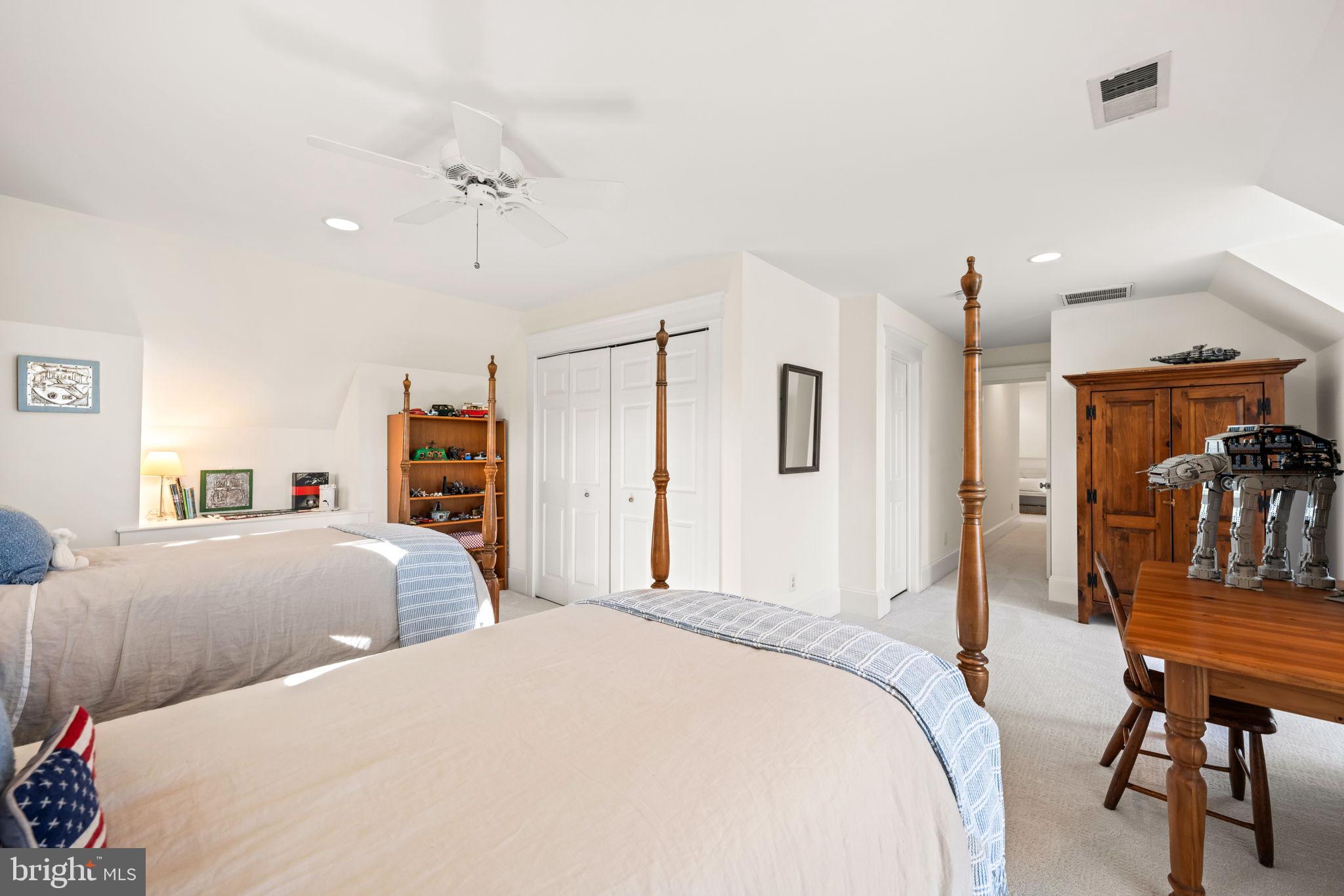 1301 KINGSTON AVENUE