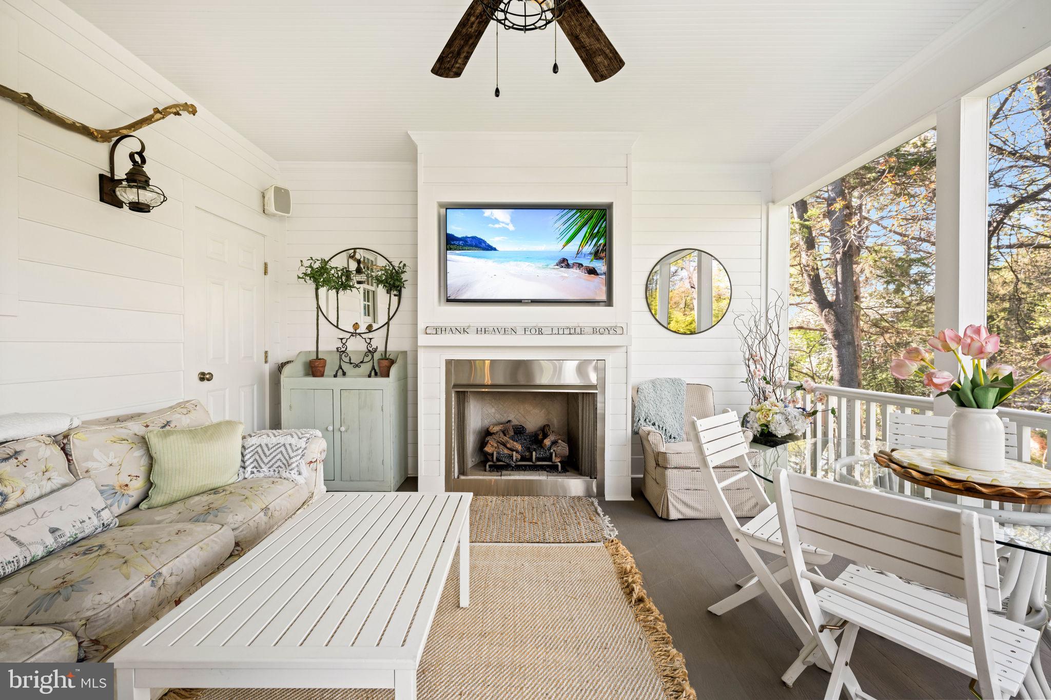 1301 KINGSTON AVENUE