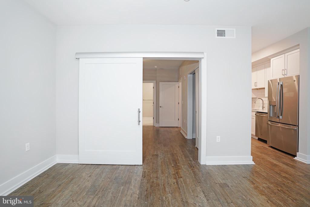 1800 MOUNT VERNON AVENUE 309