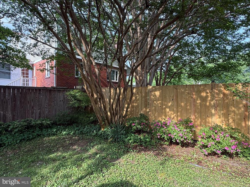 3 W MASONIC VIEW AVENUE