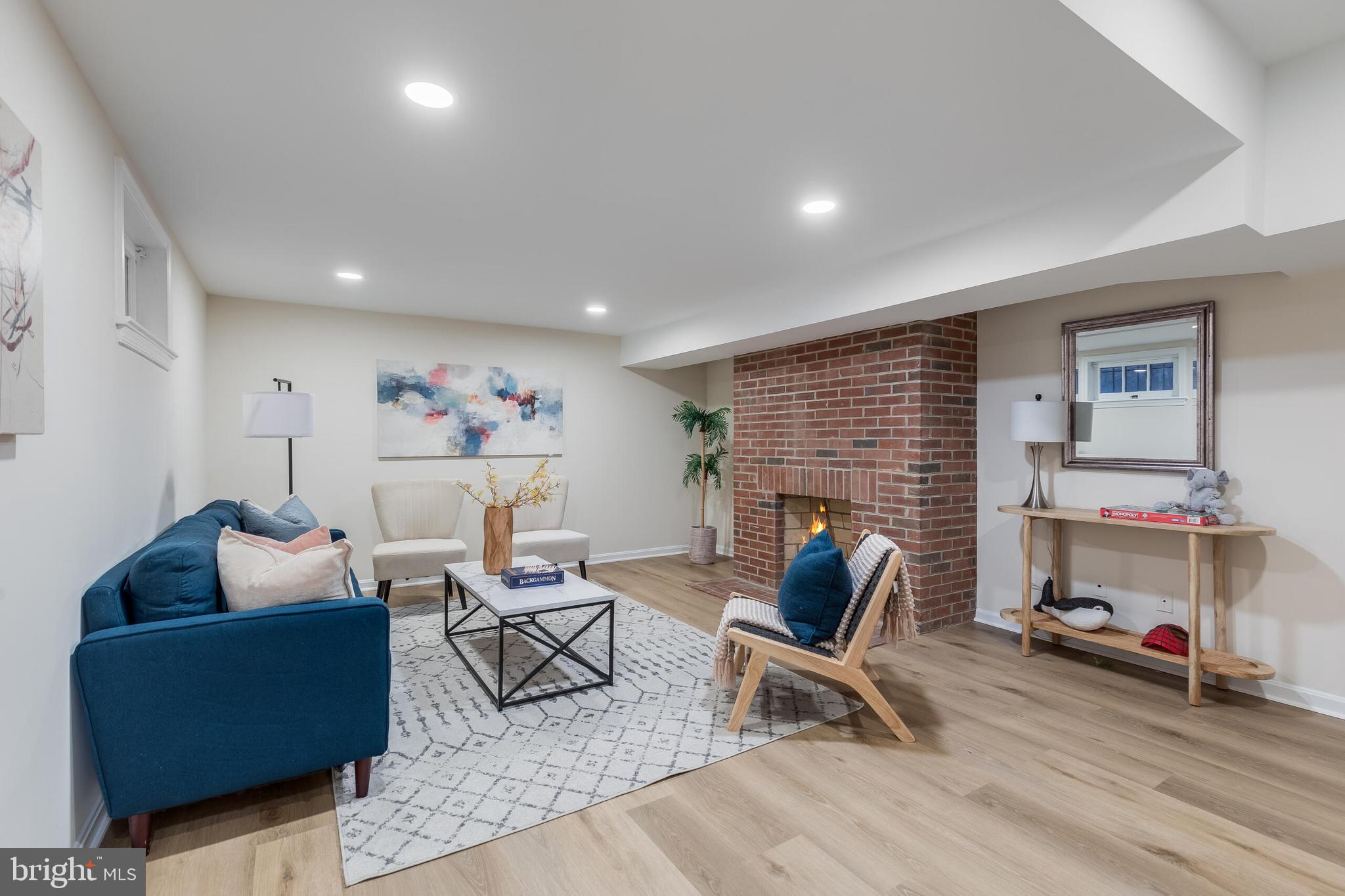 428 S FAIRFAX STREET