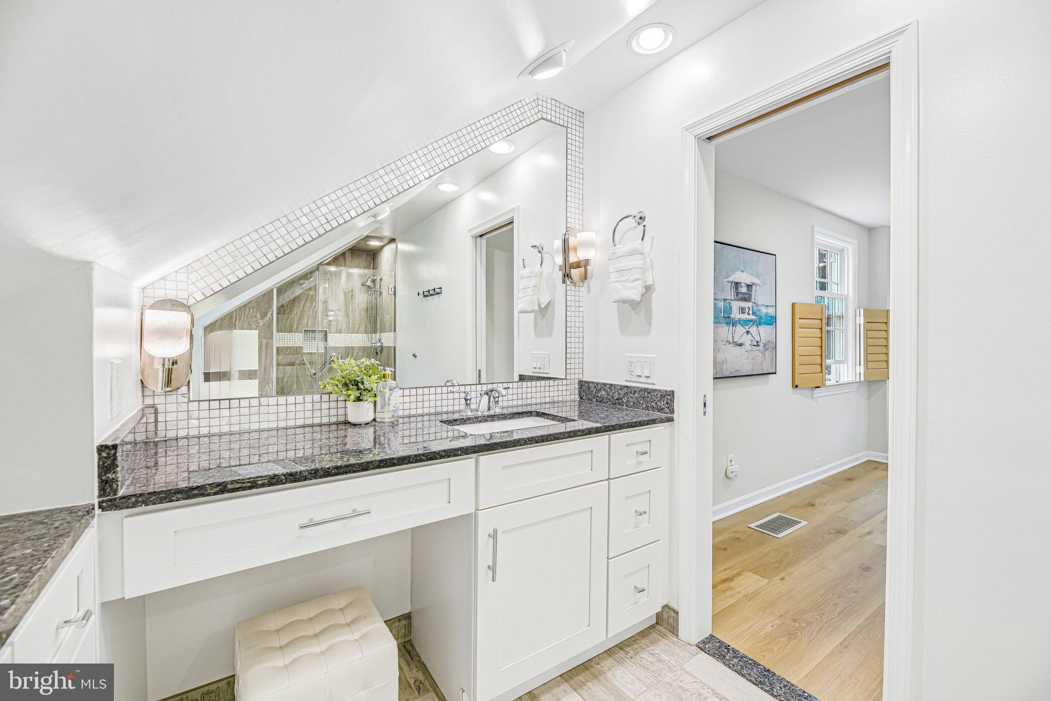 428 S FAIRFAX STREET