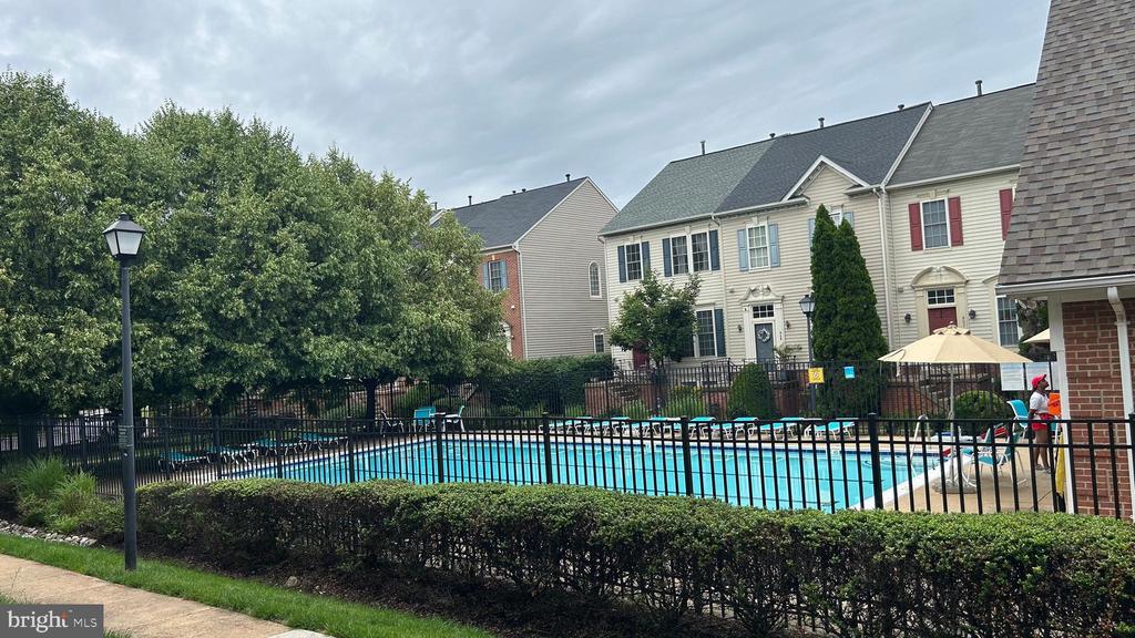 939 HARRISON CIRCLE